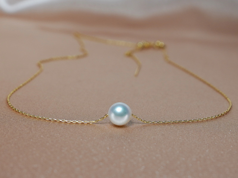 valódi gyöngy aranyláncon